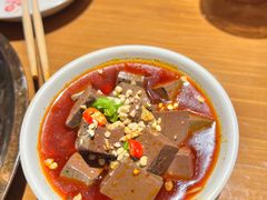 -炉小二铜锅牛蛙•川湘菜(三里屯店)