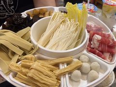 -鸡遇虾煲干锅火锅(小寨金莎店)