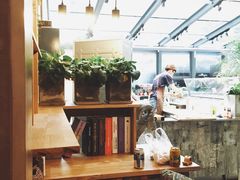 -HIGH FIVE哈福手工汉堡(桂林路店)