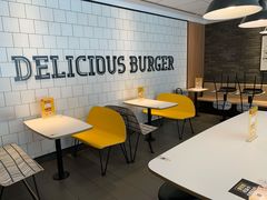 用餐区-麦当劳(启迪香山店)