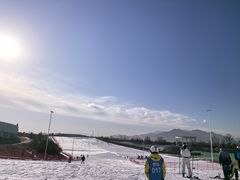 -华彬猛犸滑雪场