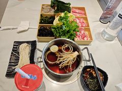 -呷哺呷哺 黄金牧场 (中发百旺店)