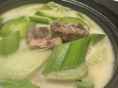 -汤城小厨•粤菜•靓汤(苏州街店)