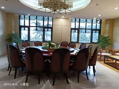 -郑庄脂渣海鲜楼(九水路店)