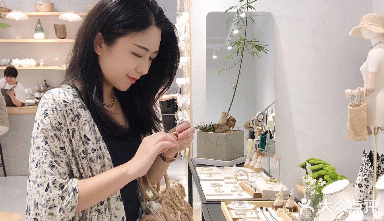 深圳探店 咖啡X饰品集合店 一次满足你两个愿望边逛边喝