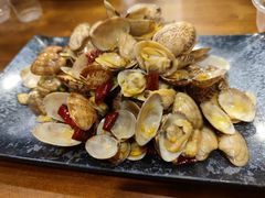 -老东镇啤酒屋海鲜加工·蒸汽海鲜·海鲜烧烤(台东店)