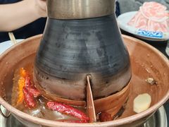 -楼外楼大刀肉传统火锅居(幸福街店)