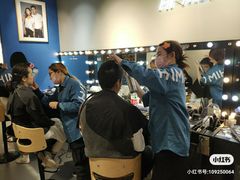 -海马体照相馆(万菱汇店)