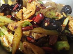 -东北风味思缘食府(对湖路店)
