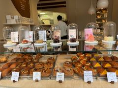 -VERIE BAKEHOUSE