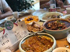 -红樱桃·欢乐餐厅(太原里店)
