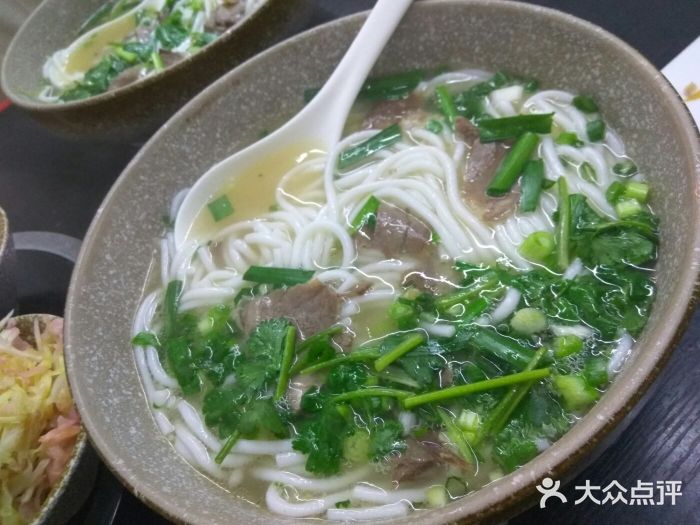 老彝家·攀枝花彝家羊肉粉(大坪店)原汤羊肉米粉图片