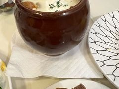 罐焖牛肉-老井俄式餐厅