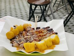 庙街三宝-噏耷茶档