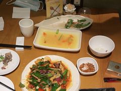 -隔壁老王·家常云南菜(花巷店)