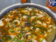 -金良酸菜鱼(宁海路总店)