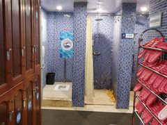 -七彩阳光游泳俱乐部(江北远洲店)