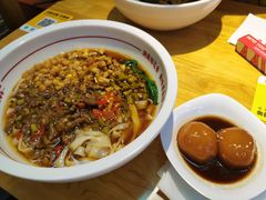 泡椒鸡杂米粉-呷佬·长沙手工米粉(金沙江路店)