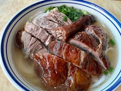 鹅肶濑粉-香辉食馆(新兴路店)
