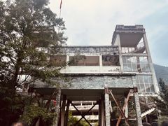 -四川汶川特大地震漩口中学遗址