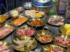 -哈哈碳都·牛肋条无限自助烤肉(台江万达店)