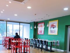 大堂-麦当劳(季平店)