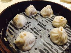 蟹粉小笼包-绿波廊(豫园店)