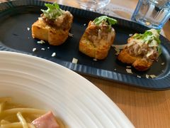 -必胜客(机场路店)