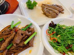 -万龙洲海鲜(大兴绿地缤纷城店)