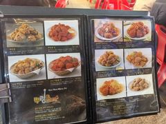 -BHC炸鸡(明洞总店)