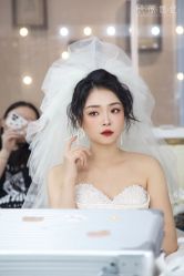 -欣薇婚纱(新源乐汇城店)