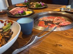 -明洞阿姨·韩式酱蟹烤肉·创意料理(三元桥店)