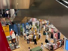 -优衣库(深圳万象天地旗舰店)