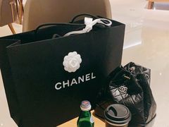 -星巴克(恒隆广场店)