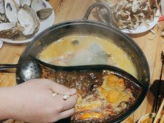 -香逸山自助火锅