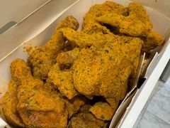 -BHC炸鸡(明洞总店)