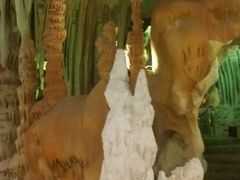 -泉城欧乐堡戏水湾艺术养生温泉