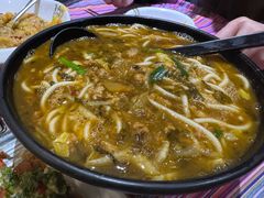 -香巴拉云南餐厅(华莱坞店)