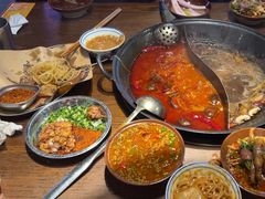 -萍姐火锅·公路夜市(武汉首店)