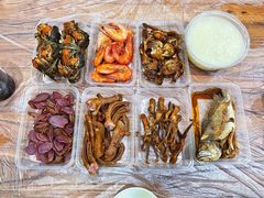 -蓝精灵饺子店