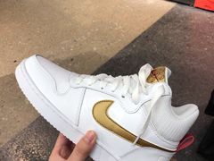 -NIKE上海青浦优选体验店