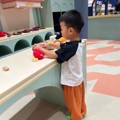 -奈尔宝家庭中心·亲子餐厅(鄞州万达店)