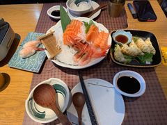 三文鱼刺身-林妈妈村·日式料理(宝山万达店)