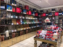零售区-VENCHI 闻绮(北京国贸商城店)