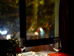 -弦月窗LUNETTE BY AMANDA(复兴路店)