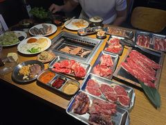-肉魁屋·烧肉·烧鸟·酒场(高新店)