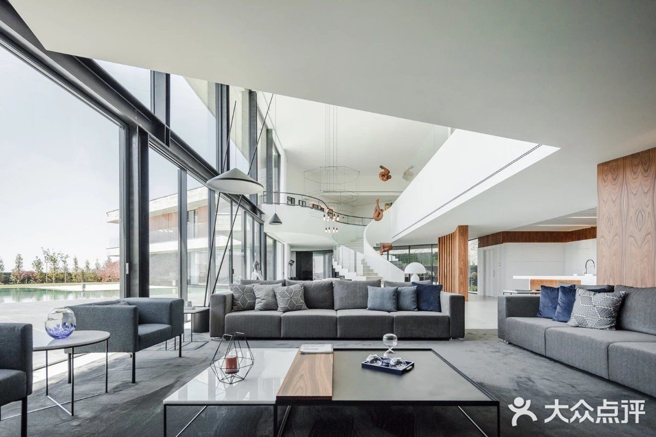 这才是有设计感的别墅，豪而不土！