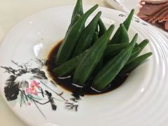 -七的湖·晚芳亭·阳澄湖农家菜·大闸蟹(莲花岛店)