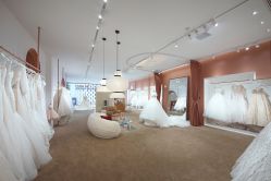 -派丽莫Pellimo原创设计婚纱品牌