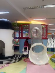 -孩子王童乐园(芜湖万达店)